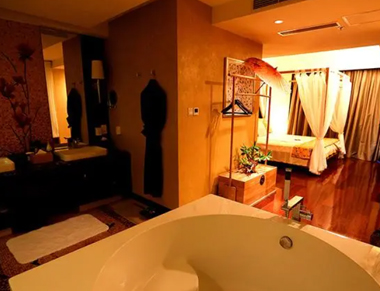 上海宝山养生会所的黄昏恋：当爱情遇上八十岁